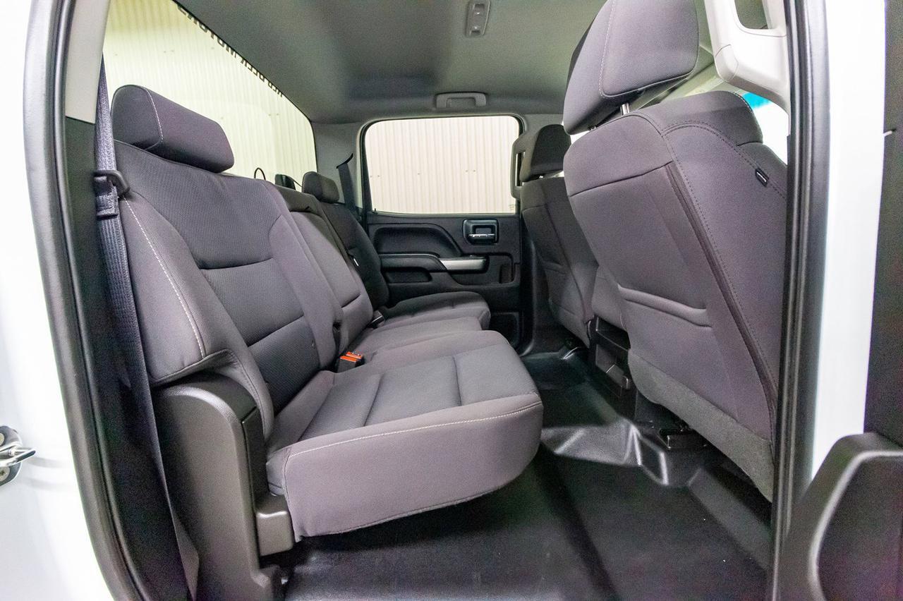 2018 Chevrolet Silverado 3500HD 4x4 Crew Cab LT LWB Diesel BCam Red Deer AB