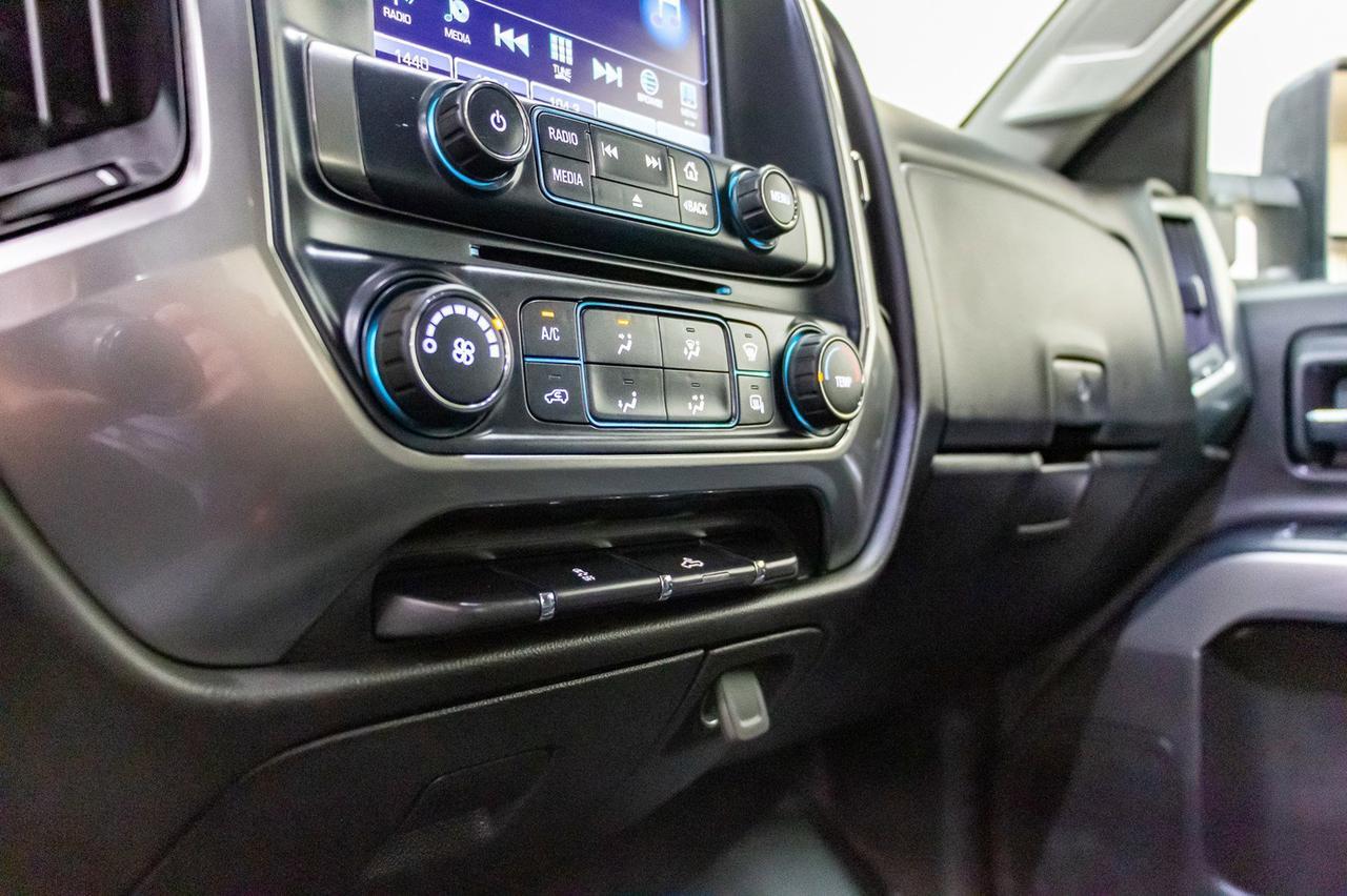 2018 Chevrolet Silverado 3500HD 4x4 Crew Cab LT Longbox BCam Red Deer AB