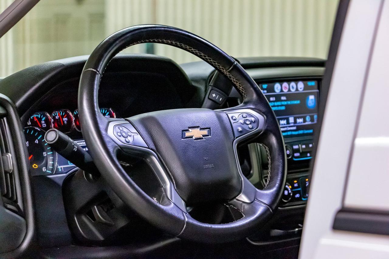 2018 Chevrolet Silverado 3500HD 4x4 Crew Cab LT Longbox BCam Red Deer AB