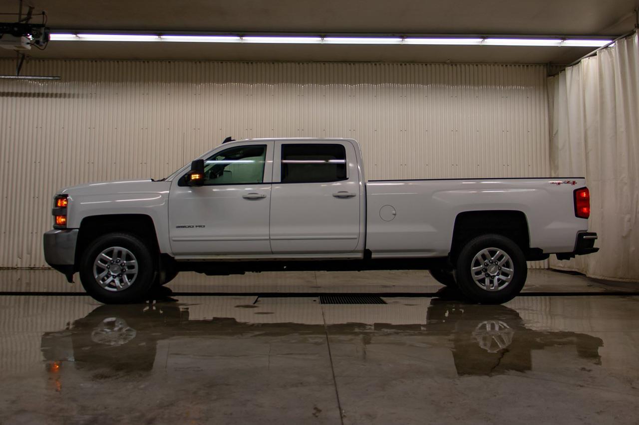 2018 Chevrolet Silverado 3500HD 4x4 Crew Cab LT Longbox Red Deer AB