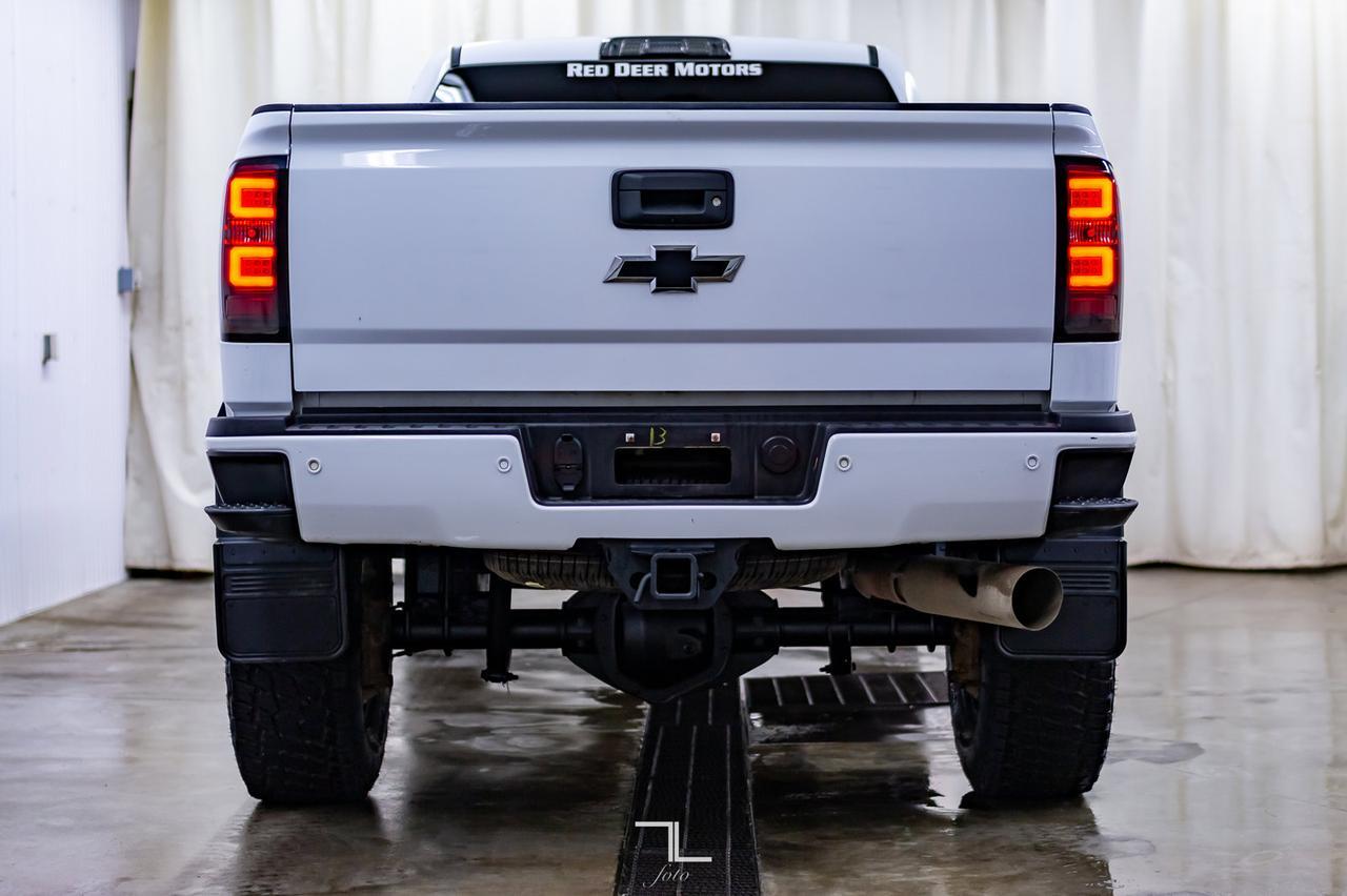 2018 Chevrolet Silverado 3500HD 4x4 Crew Cab LT Z71 Diesel Leather Nav 6&quot; Lift Red Deer AB