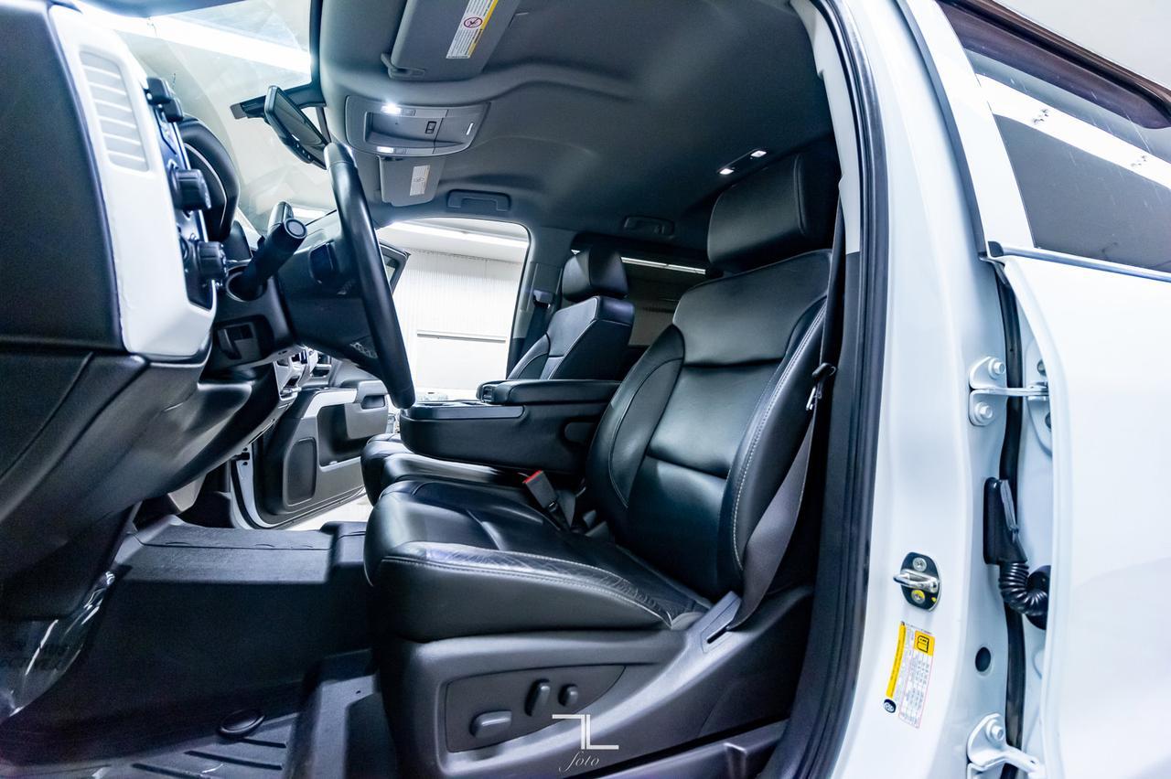 2018 Chevrolet Silverado 3500HD 4x4 Crew Cab LT Z71 Diesel Leather Nav 6&quot; Lift Red Deer AB