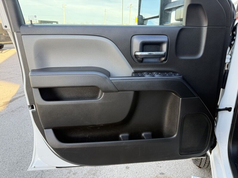 2018 Chevrolet Silverado 3500HD DRW Diesel Flatbed Work Truck Collinsville OK