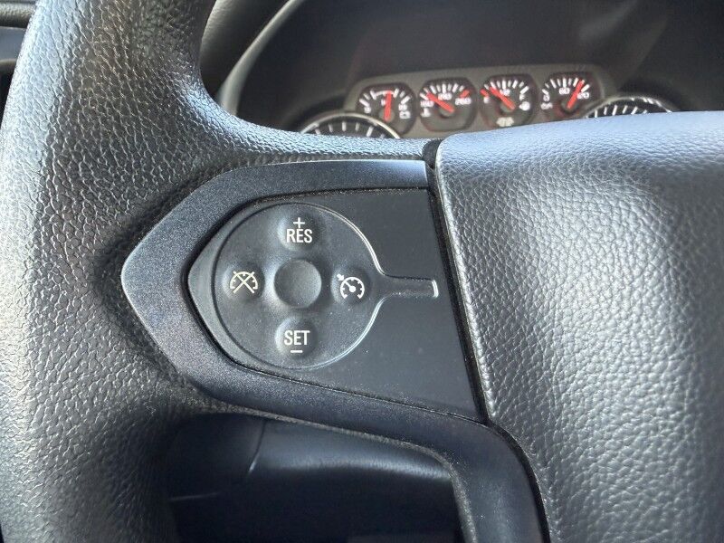 2018 Chevrolet Silverado 3500HD DRW Diesel Flatbed Work Truck Collinsville OK