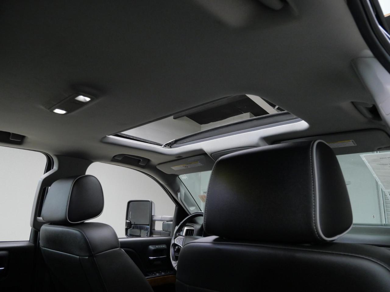 2018 Chevrolet Silverado 3500HD High Country SRW Duramax 4x4 Mansfield TX