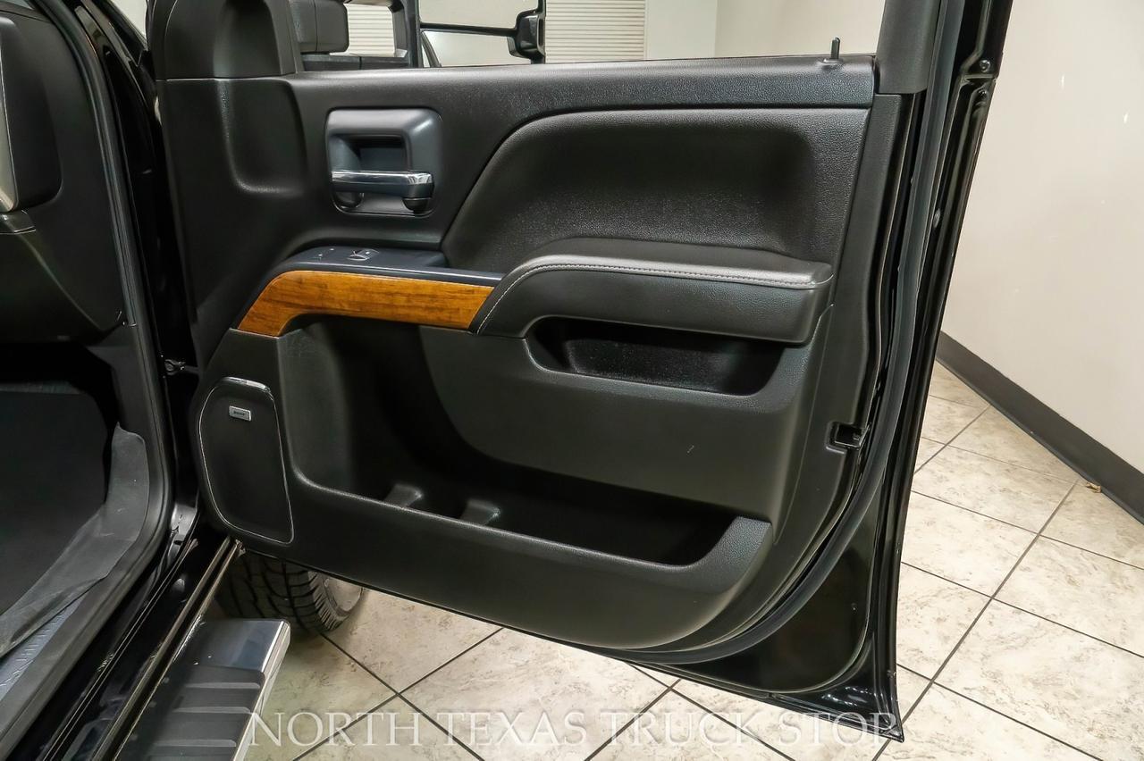 2018 Chevrolet Silverado 3500HD High Country SRW Duramax Diesel 4x4 Mansfield TX