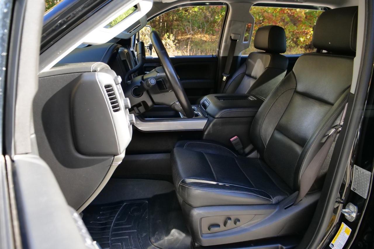 2018 Chevrolet Silverado 3500HD LTZ 4X4 / Duramax Turbo Diesel / Z71 / 5th Wheel! Lincolnton NC