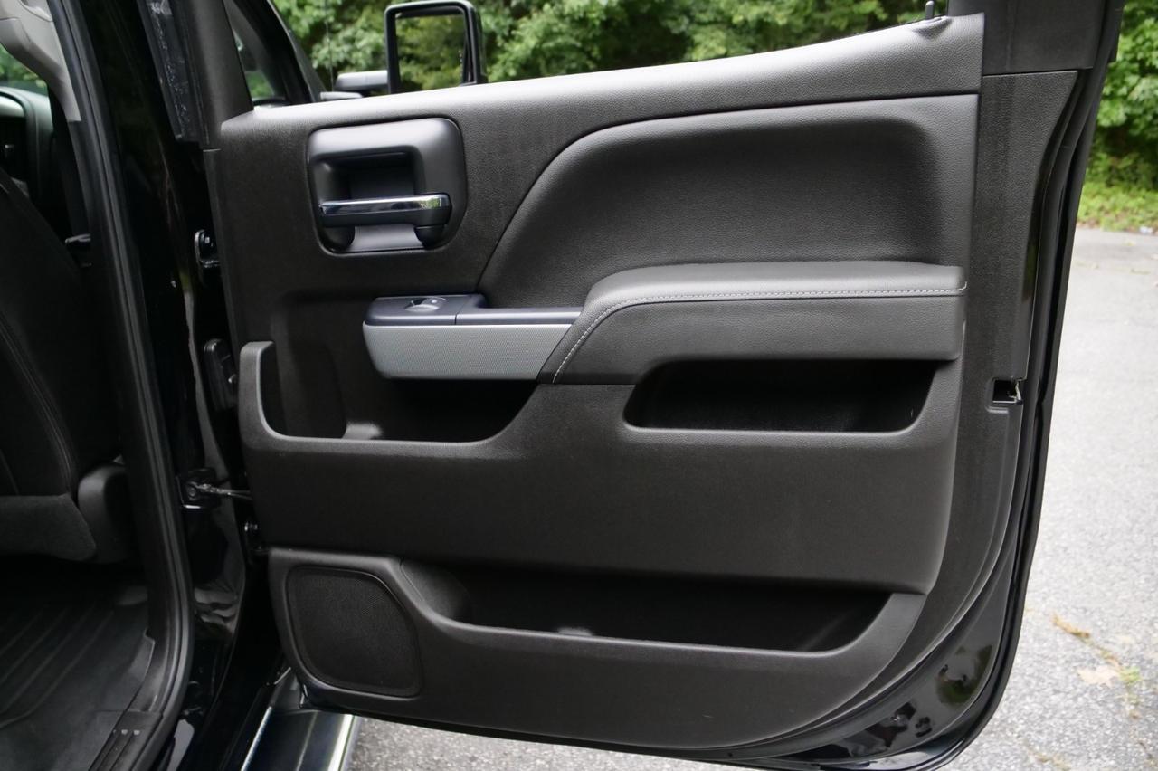 2018 Chevrolet Silverado 3500HD LTZ 4X4 / Duramax Turbo Diesel / Z71 / 5th Wheel! Lincolnton NC