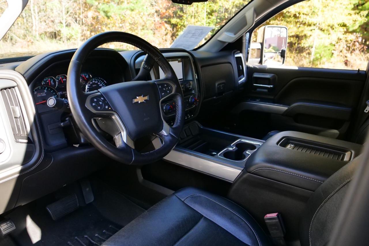 2018 Chevrolet Silverado 3500HD LTZ 4X4 / Duramax Turbo Diesel / Z71 / 5th Wheel! Lincolnton NC