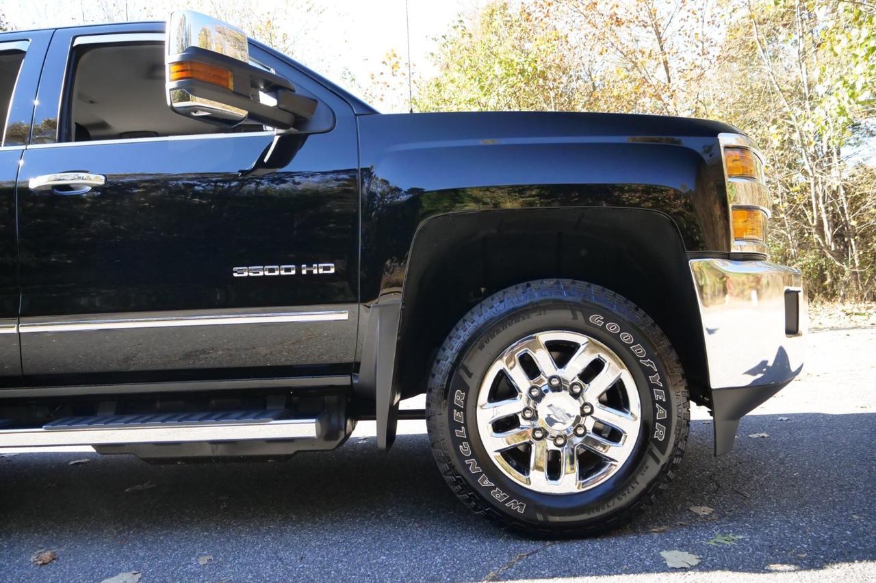 2018 Chevrolet Silverado 3500HD LTZ 4X4 / Duramax Turbo Diesel / Z71 / 5th Wheel! Lincolnton NC