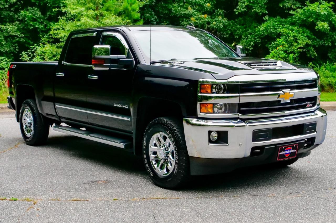 2018 Chevrolet Silverado 3500HD LTZ 4X4 / Duramax Turbo Diesel / Z71 / 5th Wheel! Lincolnton NC
