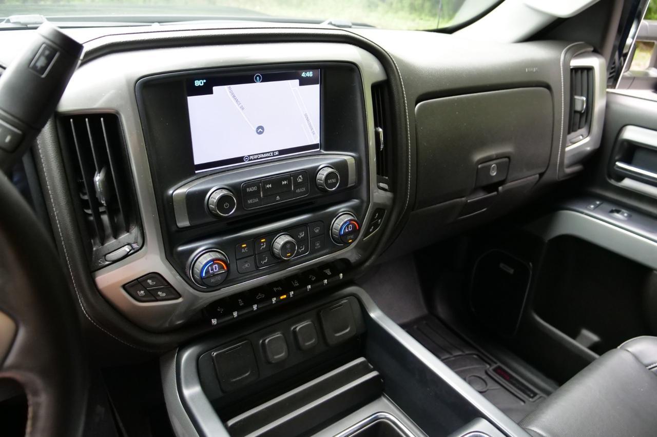 2018 Chevrolet Silverado 3500HD LTZ 4X4 / Duramax Turbo Diesel / Z71 PKG! Lincolnton NC