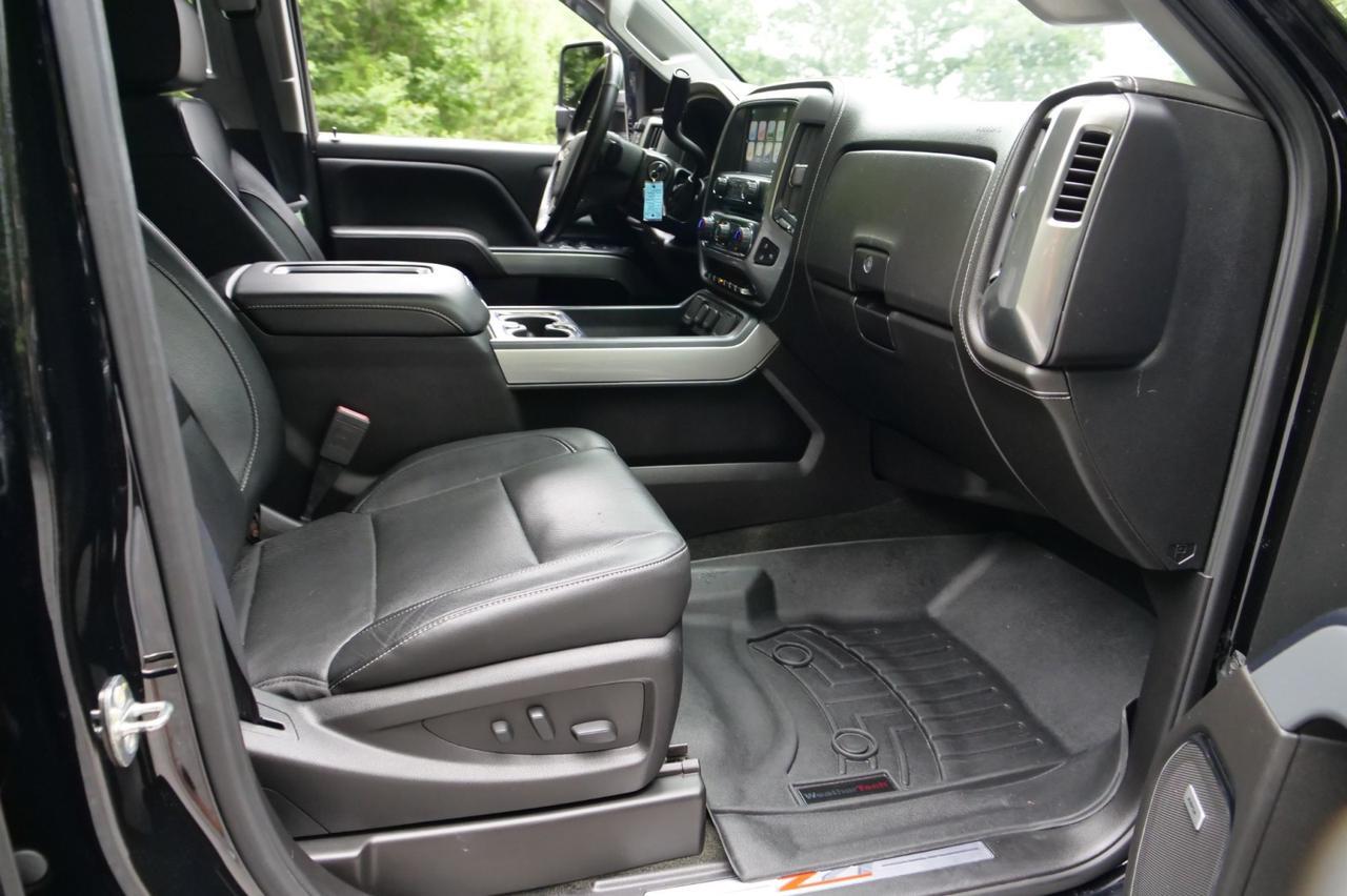 2018 Chevrolet Silverado 3500HD LTZ 4X4 / Duramax Turbo Diesel / Z71 PKG! Lincolnton NC