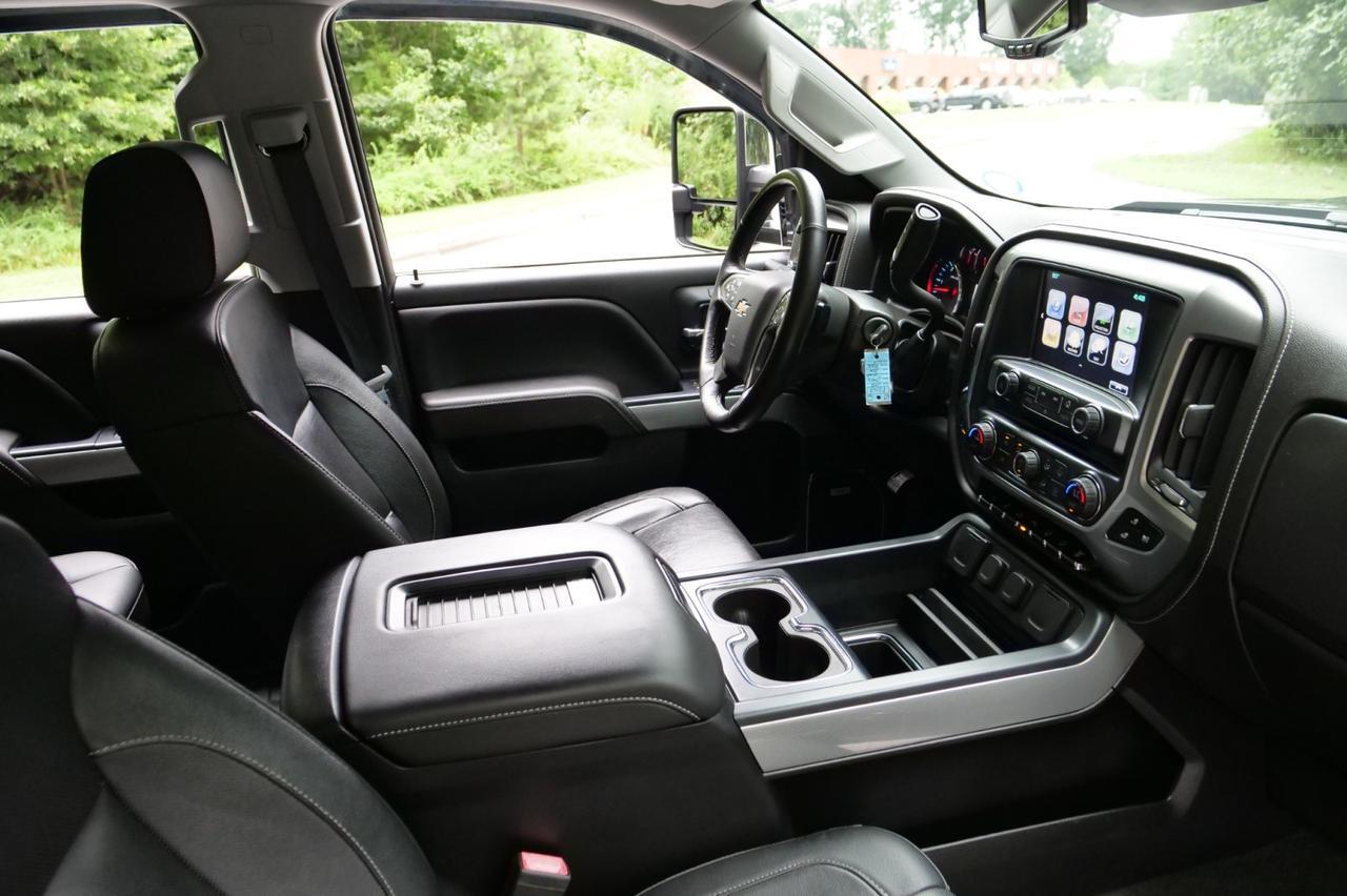 2018 Chevrolet Silverado 3500HD LTZ 4X4 / Duramax Turbo Diesel / Z71 PKG! Lincolnton NC