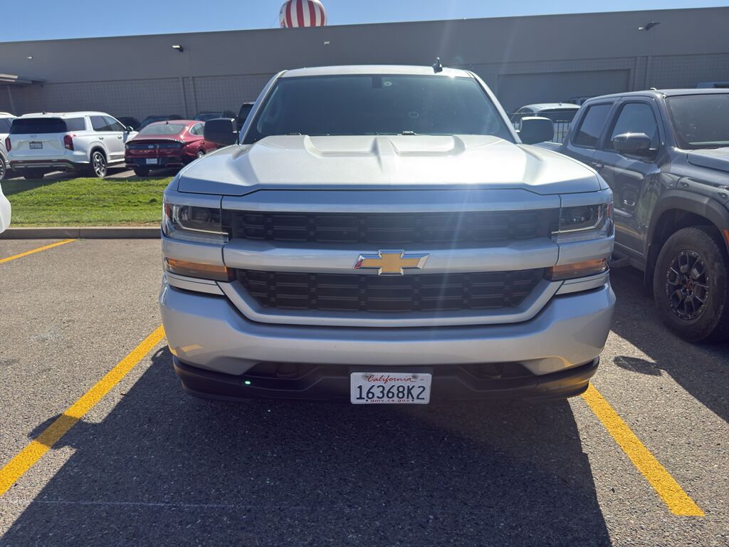 2018 Chevrolet Silverado Custom
