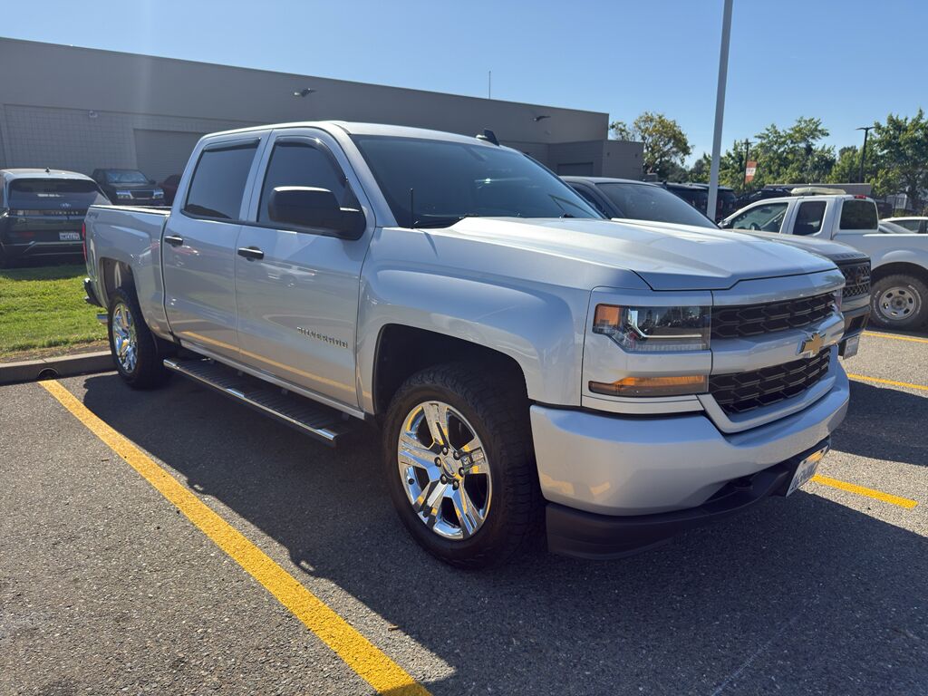 2018 Chevrolet Silverado Custom