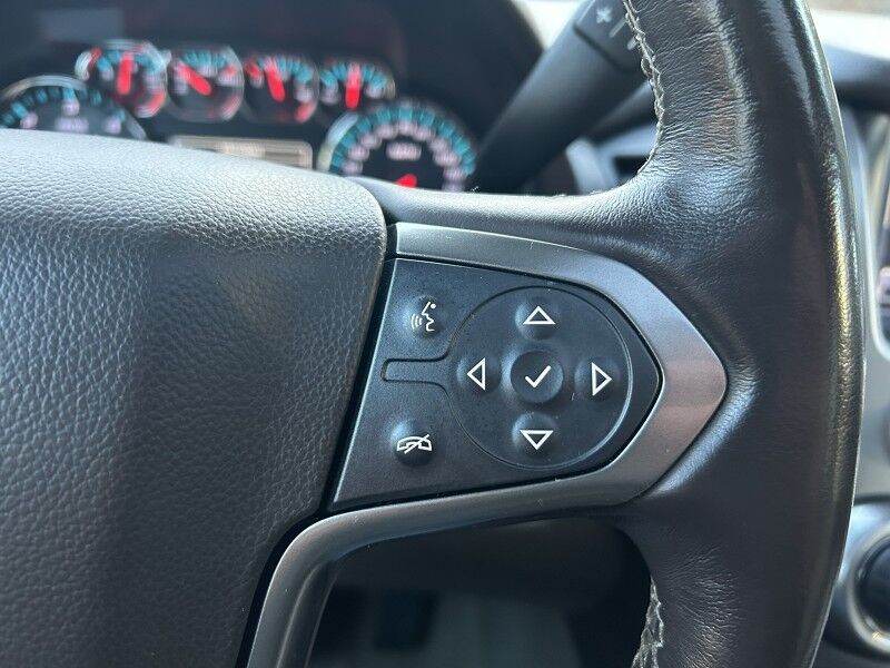 2018 Chevrolet Suburban LT - FROM CALIFORNIA - SPOTLESS FRAME Whitinsville MA