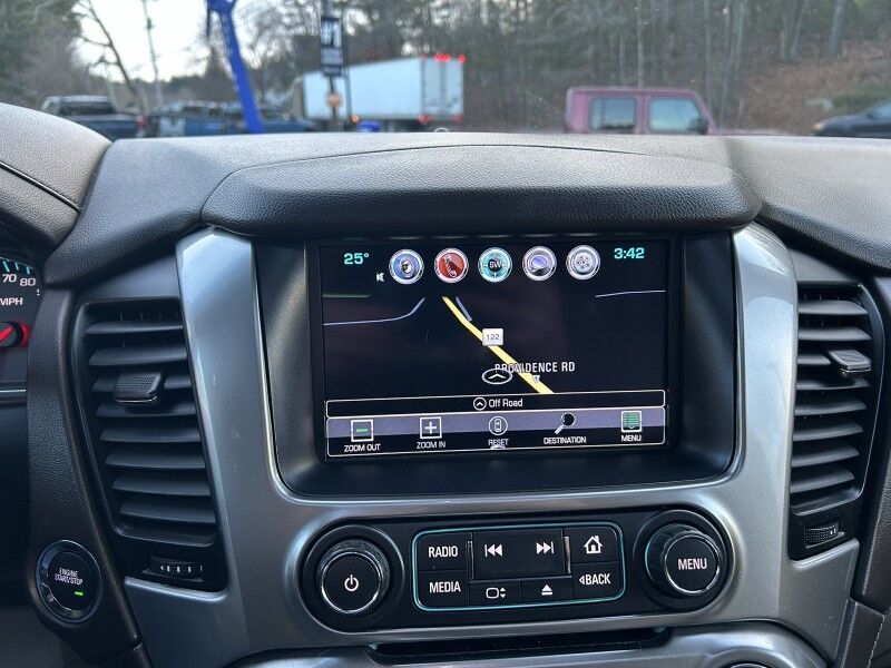 2018 Chevrolet Suburban LT - FROM CALIFORNIA - SPOTLESS FRAME Whitinsville MA