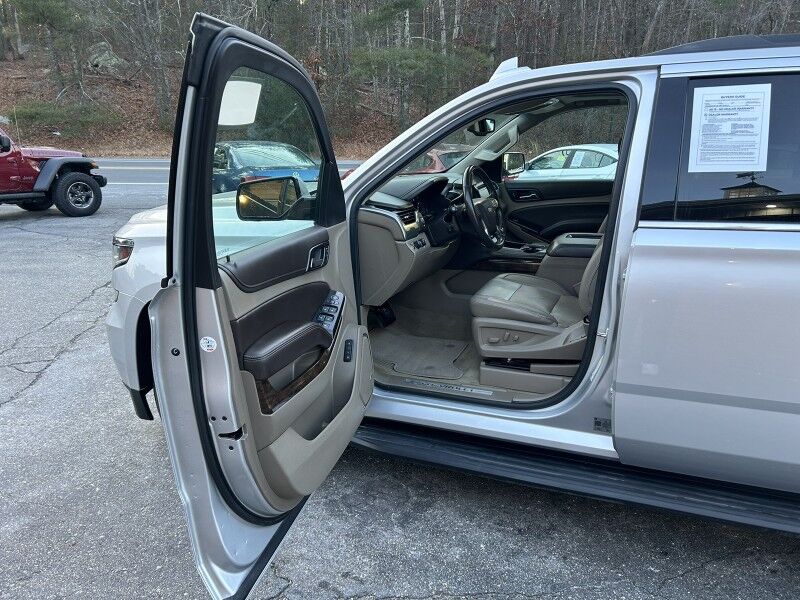 2018 Chevrolet Suburban LT - FROM CALIFORNIA - SPOTLESS FRAME Whitinsville MA