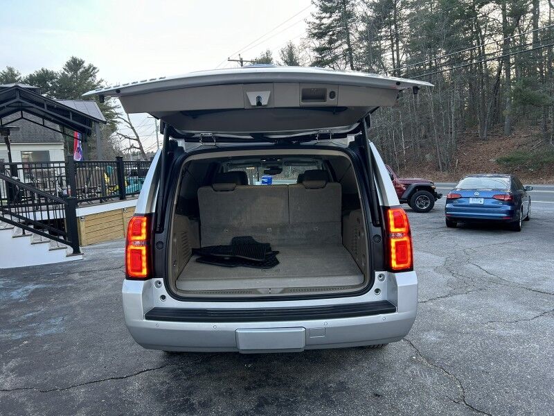 2018 Chevrolet Suburban LT - FROM CALIFORNIA - SPOTLESS FRAME Whitinsville MA