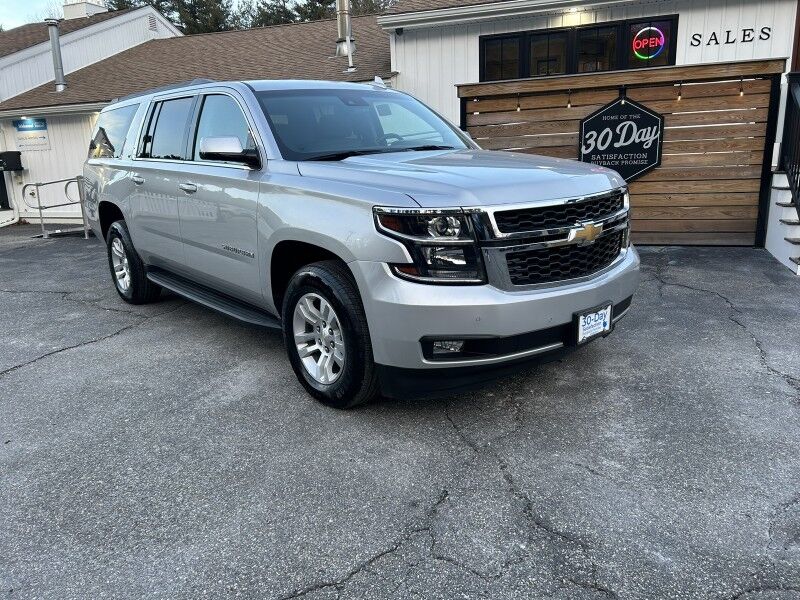 2018 Chevrolet Suburban LT - FROM CALIFORNIA - SPOTLESS FRAME
