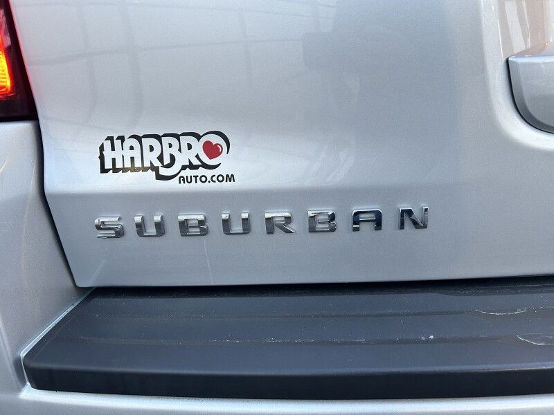 2018 Chevrolet Suburban LT - FROM CALIFORNIA - SPOTLESS FRAME Whitinsville MA