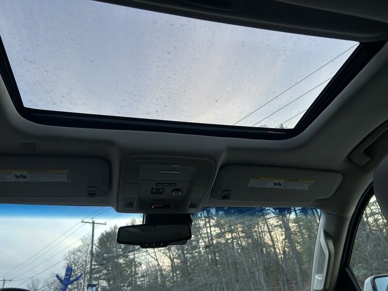 2018 Chevrolet Suburban LT - FROM CALIFORNIA - SPOTLESS FRAME Whitinsville MA