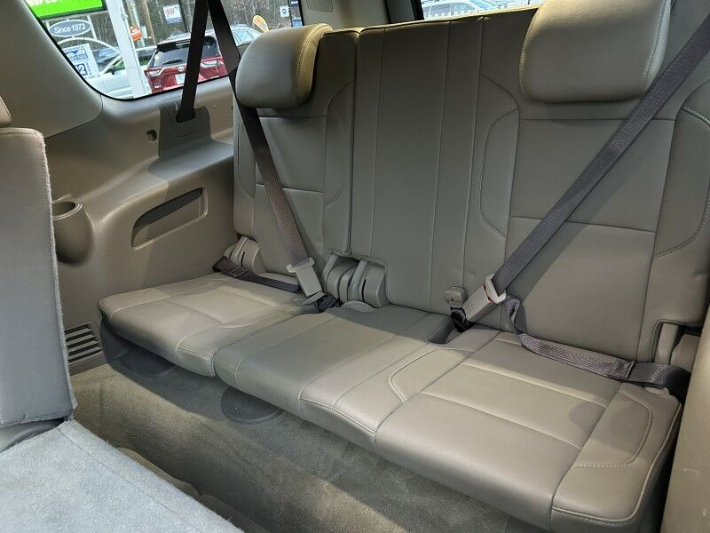 2018 Chevrolet Suburban LT - FROM CALIFORNIA - SPOTLESS FRAME Whitinsville MA