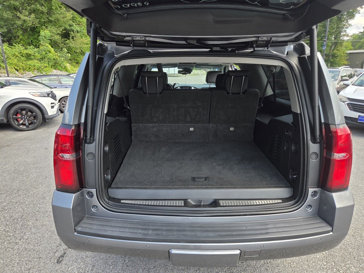 2018 Chevrolet Suburban LT Charlton MA