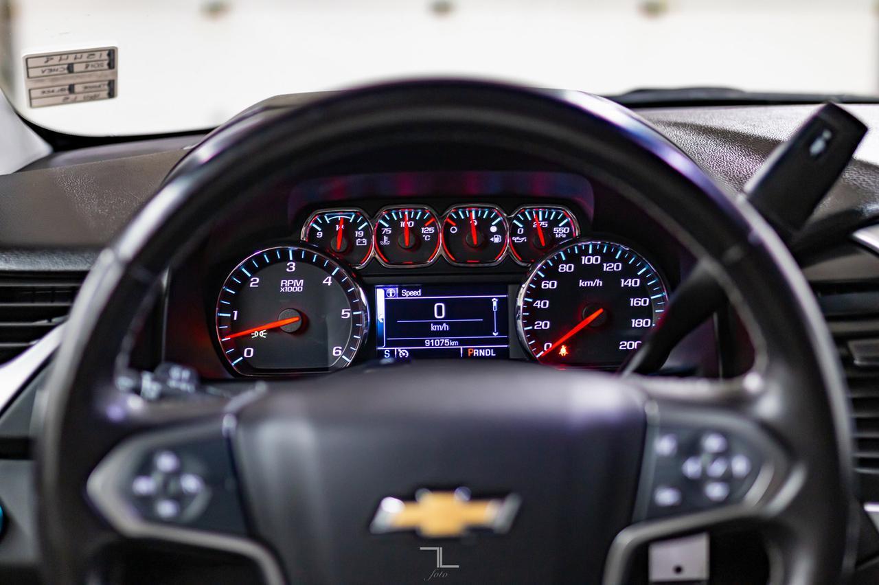 2018 Chevrolet Tahoe 4x4 LS BCam 8 Passenger Red Deer AB