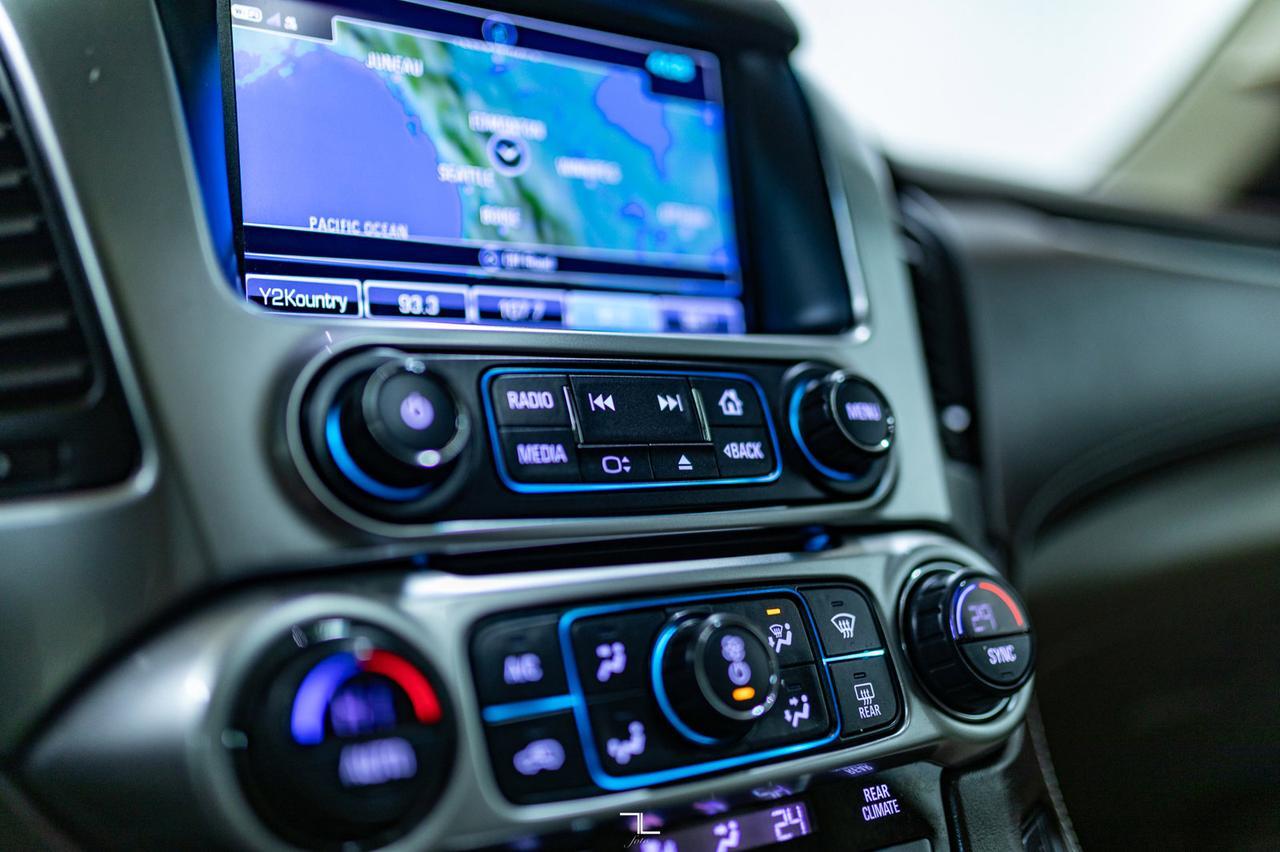 2018 Chevrolet Tahoe 4x4 LT Sport Leather Roof Nav BCam Red Deer AB