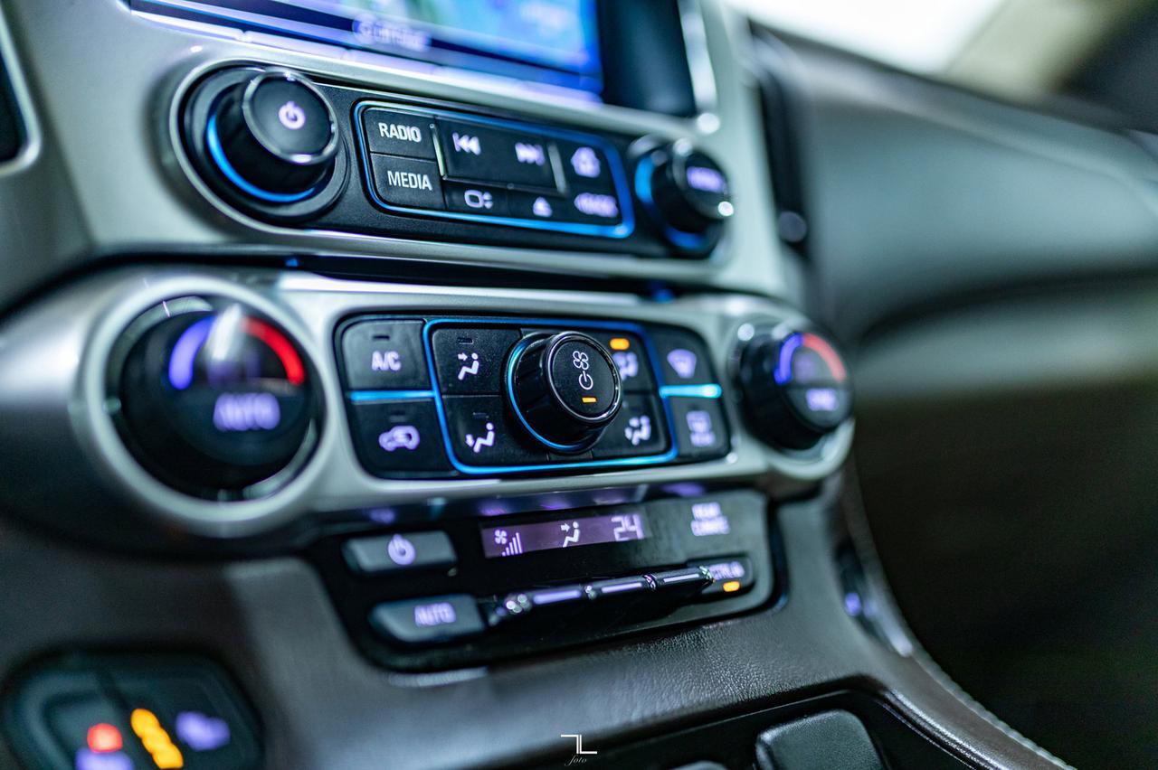 2018 Chevrolet Tahoe 4x4 LT Sport Leather Roof Nav BCam Red Deer AB