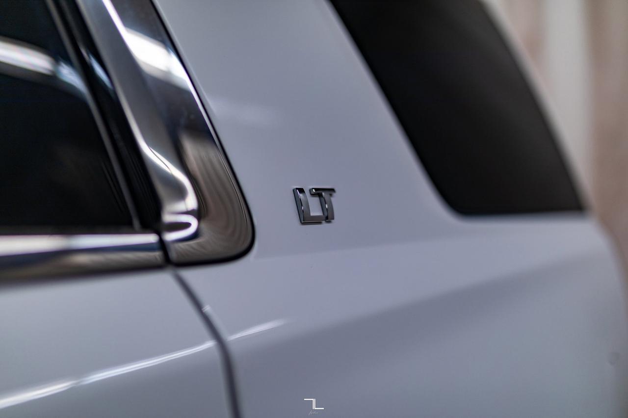 2018 Chevrolet Tahoe AWD LT Luxury Leather Roof Nav Red Deer AB