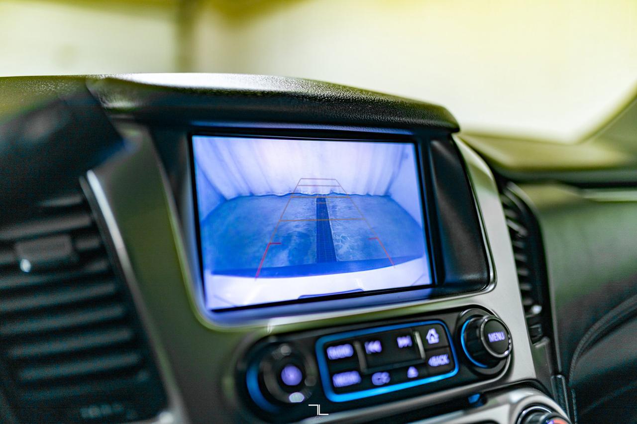 2018 Chevrolet Tahoe AWD LT Luxury Leather Roof Nav Red Deer AB