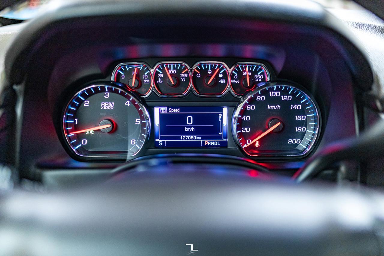 2018 Chevrolet Tahoe AWD LT Luxury Leather Roof Nav Red Deer AB