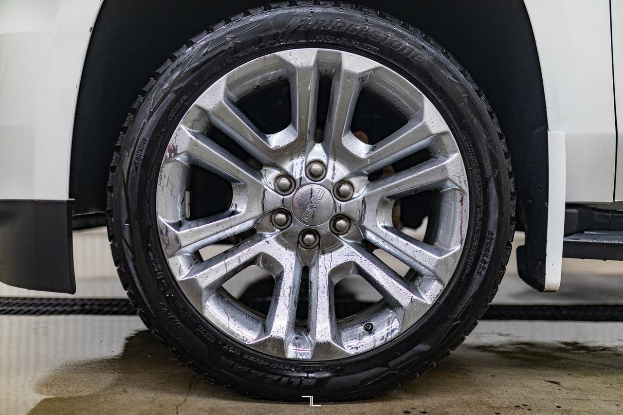 2018 Chevrolet Tahoe AWD LT Luxury Leather Roof Nav Red Deer AB