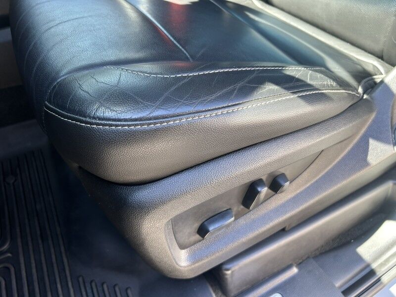 2018 Chevrolet Tahoe LT - VERY WELL MAINTAINED - ZERO RUST Webster MA