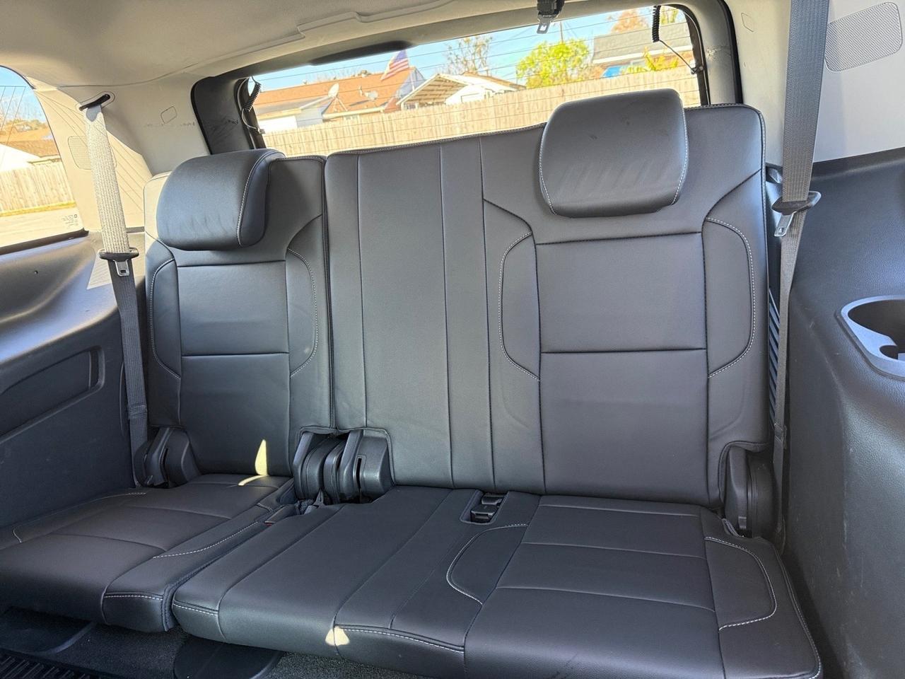 2018 Chevrolet Tahoe LT, HEATED SEATS, UNIVERSAL GARAGE DOOR OPENER, WIFI, APPLE CARPLAY/ANDROID AUTO, LUGGAGE RACK, POWER LIFTGATE, BOSE SPEAKERS, ONLY 1 OWNER, THIS IS THE PERFECT FAMILY VEHICLE AND IS READY FOR ITS NEXT ADVENTURE! Norfolk VA