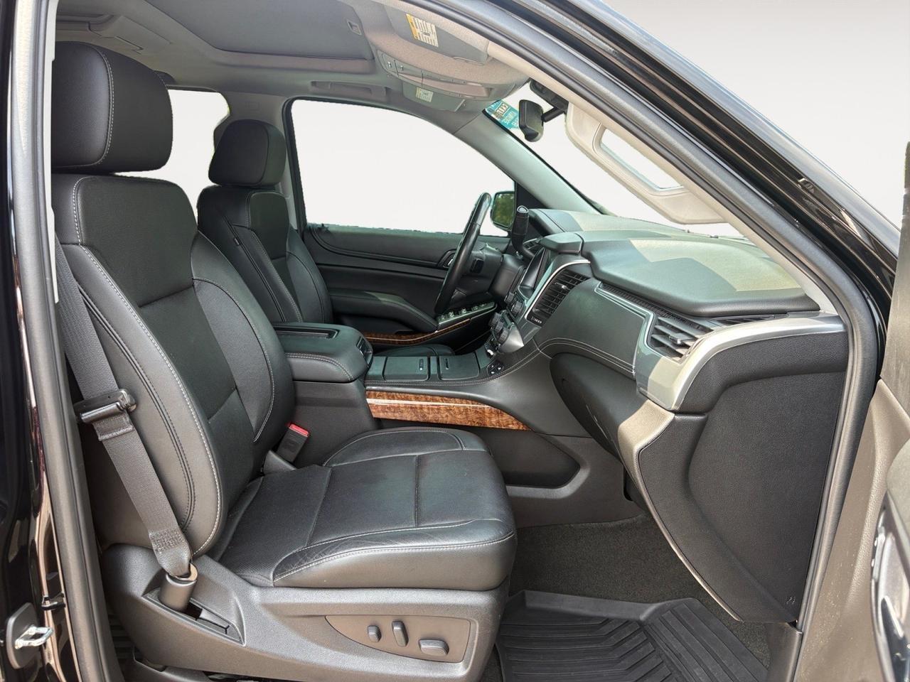 2018 Chevrolet Tahoe Premier, SUNROOF, BLIND SPOT, FORWARD COLLISION, POWER LIFTGATE, RUNNING BOARDS, TOW PACKAGE, POWER 3RD ROW SEATING, REAR DVD ENTERTAINMENT, HEATED & COOLING SEATS, APPLE CARPLAY/ANDROID AUTO, HEADS UP DISPLAY, ONLY 47K MILES, TAKE HOME THIS TAHOE! Virginia Beach VA