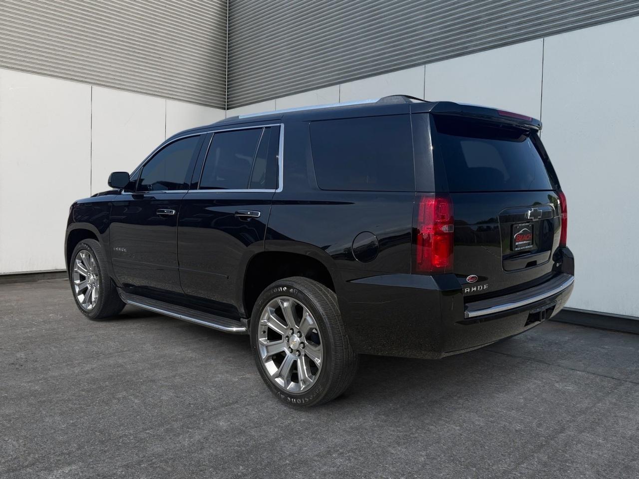 2018 Chevrolet Tahoe Premier, WIFI, BLUETOOTH, LUGGAGE RACK, CAPTAINS CHAIRS, 3RD ROW, HEATED/VENTILATED SEATS, HEATED REAR SEATS, BOSE SPEAKERS, RUNNING BOARDS, POWER LIFTGATE, SUNROOF, TOW PACKAGE, UNIVERSAL GARAGE DOOR OPENER, THE FAMILY VEHICLE YOU HAVE BEEN WAITING Norfolk VA