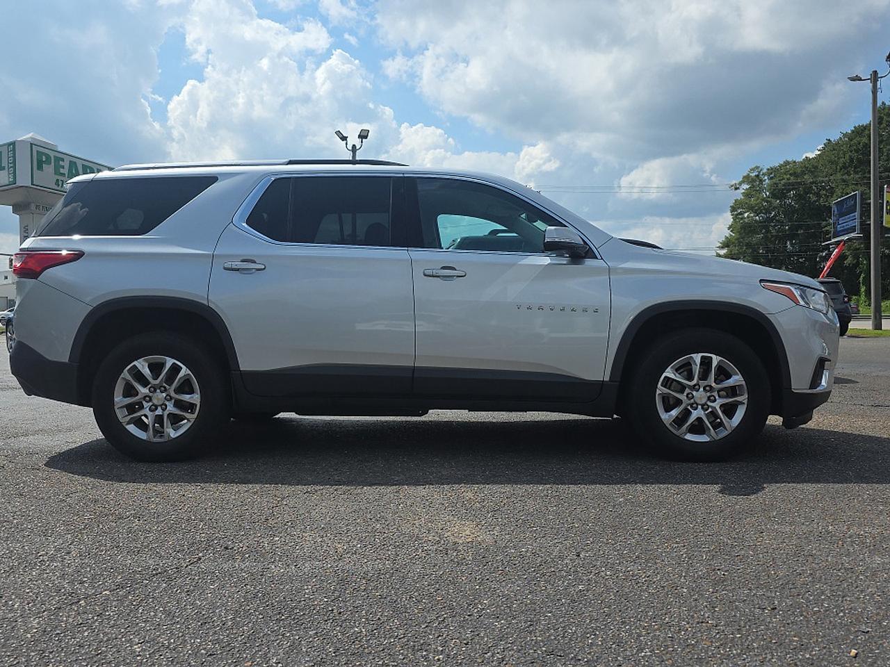 2018 Chevrolet Traverse 1LT