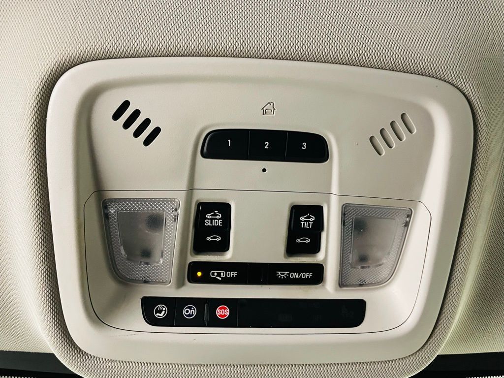 2018 Chevrolet Traverse Leather photo 33