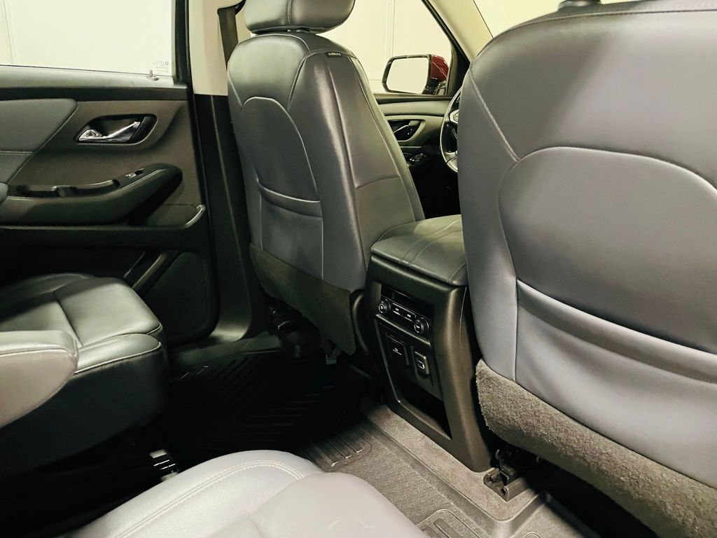 2018 Chevrolet Traverse Leather photo 28