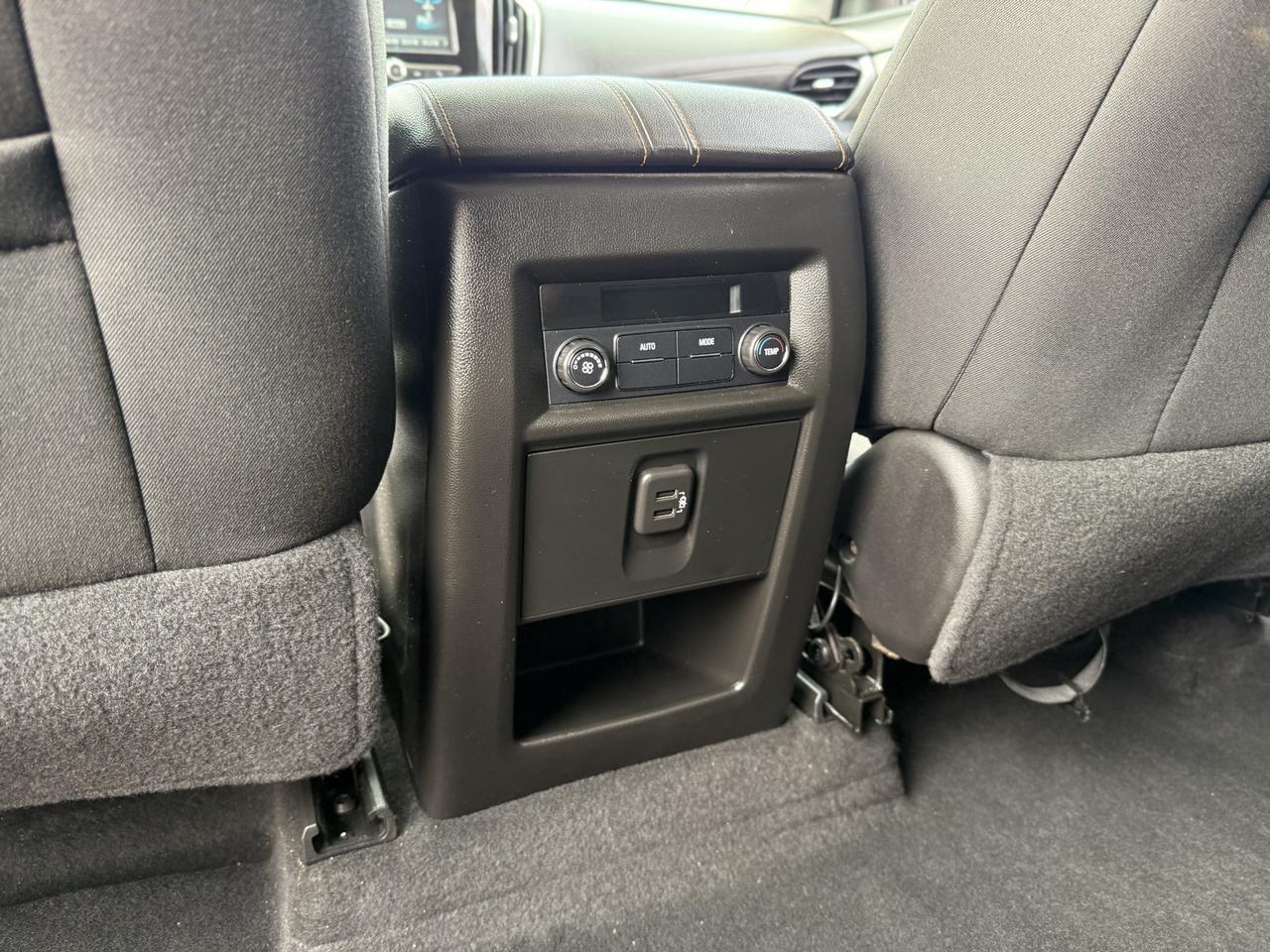 2018 Chevrolet Traverse LS Crestwood KY