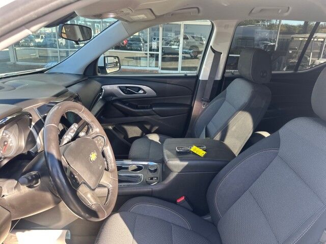 2018 Chevrolet Traverse LT Cloth Cleveland OH