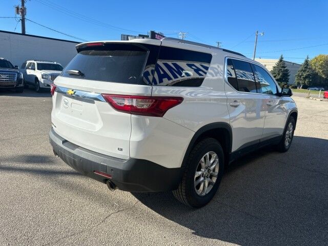 2018 Chevrolet Traverse LT Cloth Cleveland OH