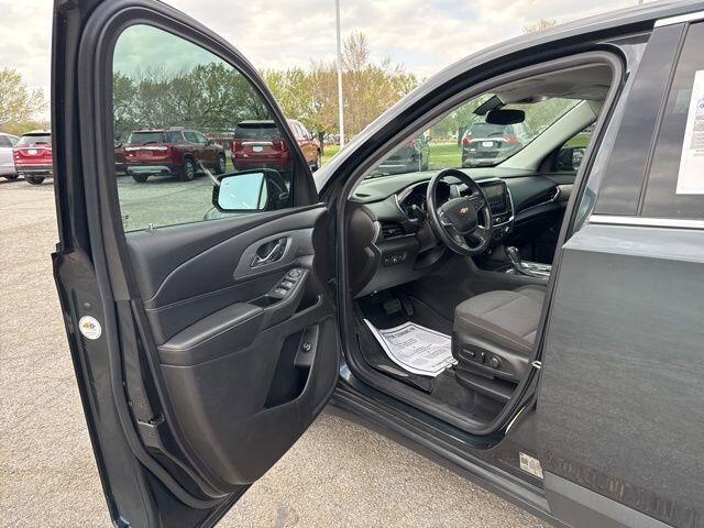 2018 Chevrolet Traverse LT Cloth Carbondale IL