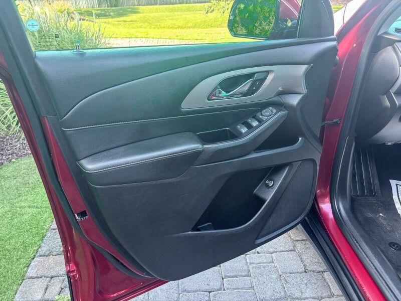 2018 Chevrolet Traverse LT Cloth Wilmington NC