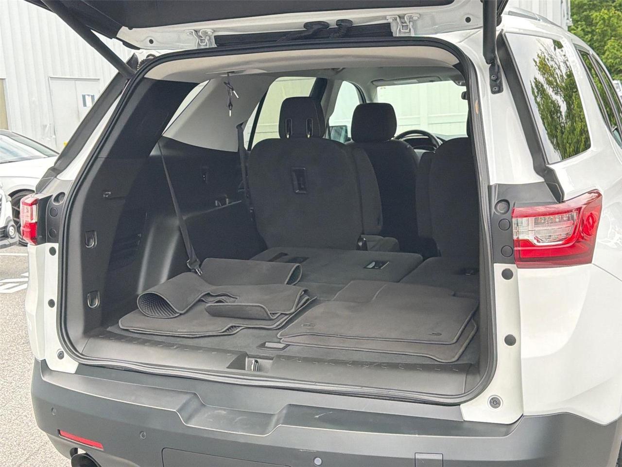 2018 Chevrolet Traverse LT Cloth Hagerstown MD