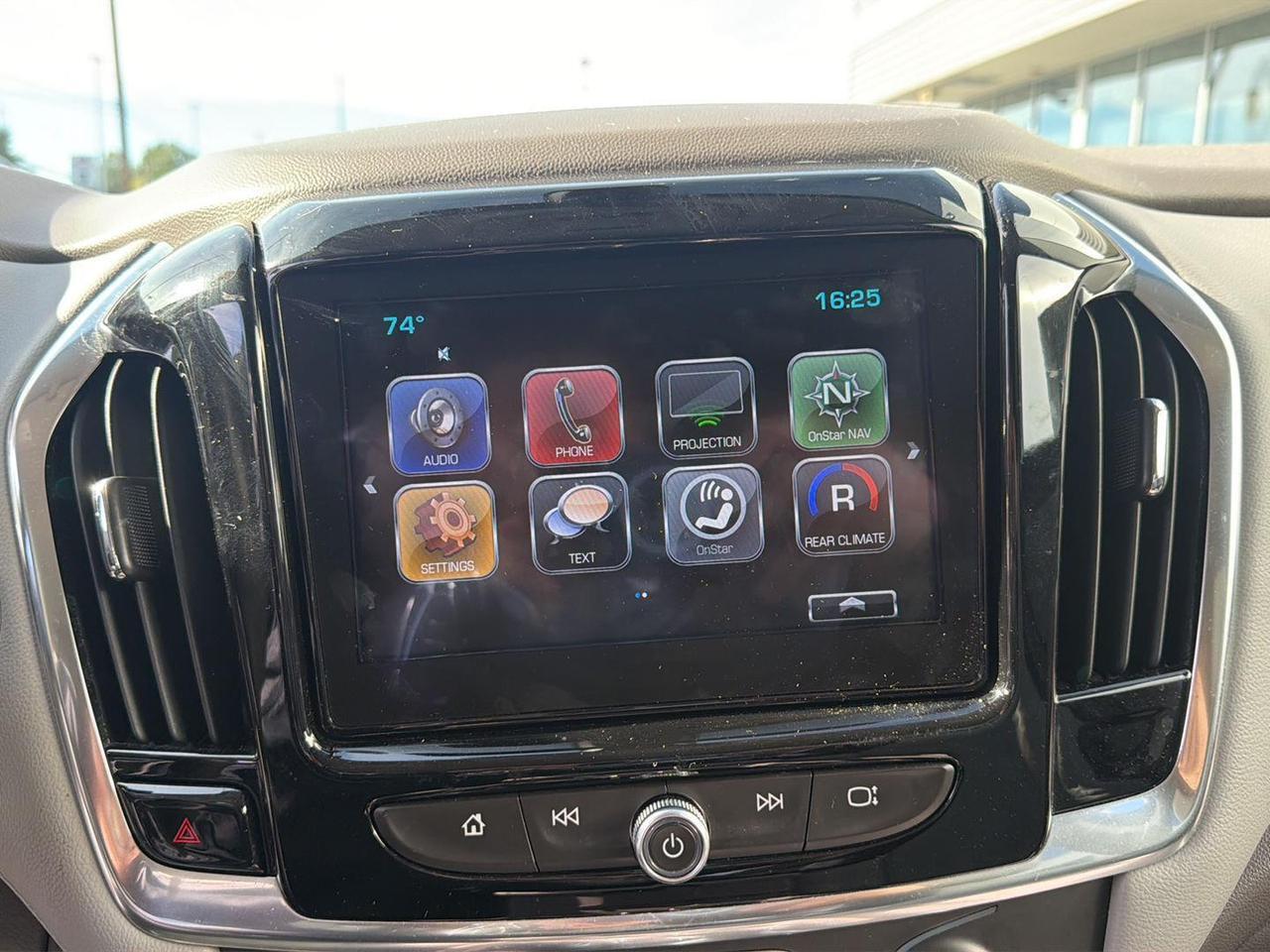 2018 Chevrolet Traverse LT Cloth Gaithersburg MD